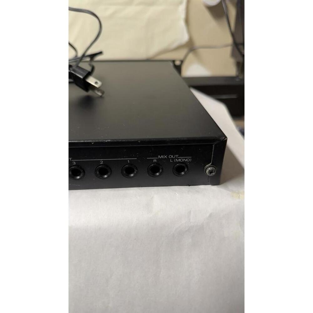 Roland R-8M Total Percussion Sound Module – Japan 100V – Works Great - Picture 13 of 16